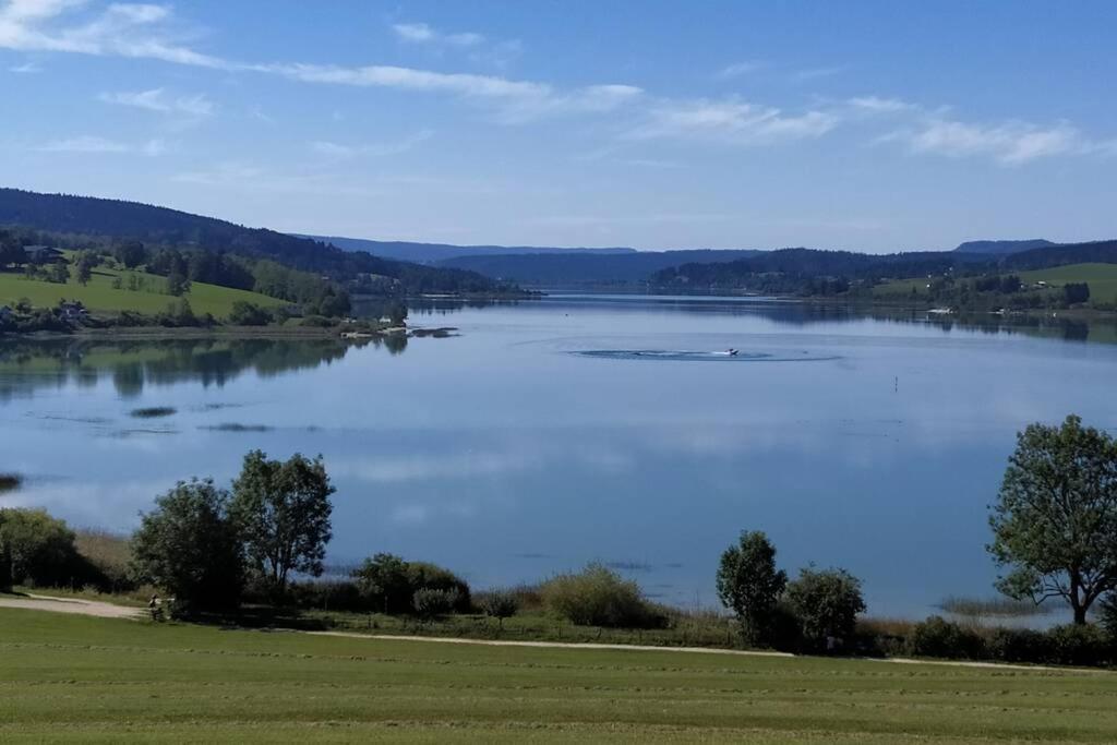 Gite Du Fourperet-Parc Naturel Du Haut-Jura Longevilles-Mont-dʼOr Eksteriør billede